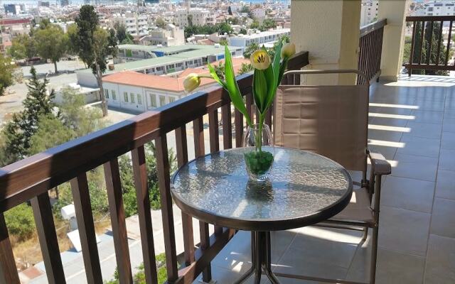 Layiotis Hotel Apartments