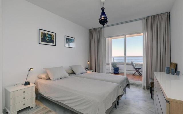 Apartment Boulevard 302