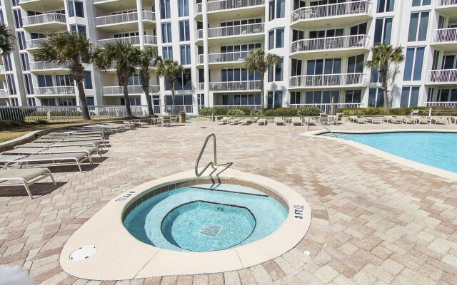 Silver Beach Towers 1905e 3 Bedroom Condo by RedAwning