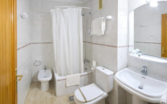 Albohera Playa hotel by Belvilla Resorts