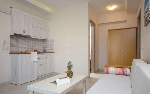 Ormos Holiday Studios