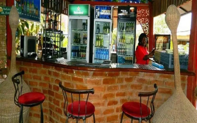 Redgate Restolounge