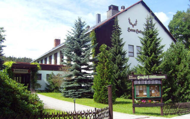 Naturparkhotel Haus Hubertus