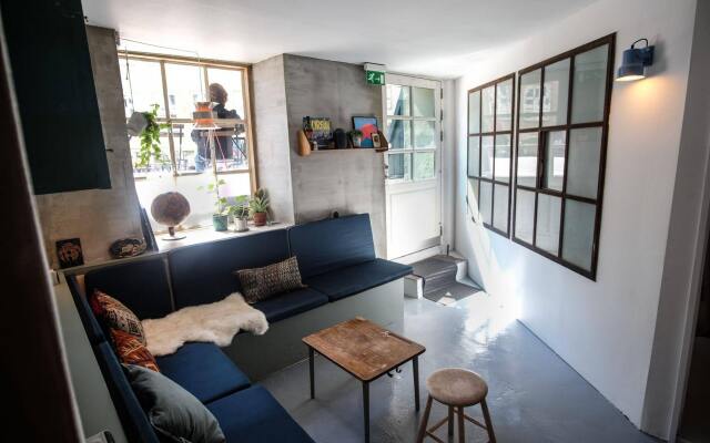 Woodah Boutique Hostel