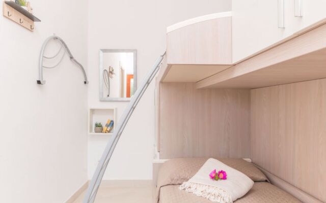 House Lidia Porto Istana