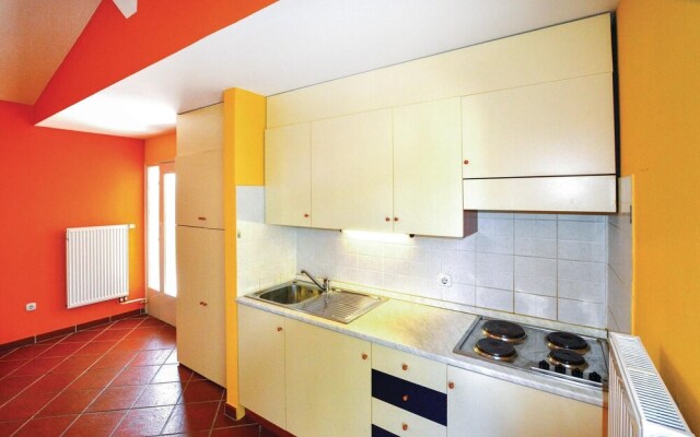 Awesome Home in Izola With Wifi and 1 Bedrooms