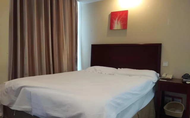 GreenTree Inn Shandong Qingdao Jiaozhou Sanlihe Park Express Hotel
