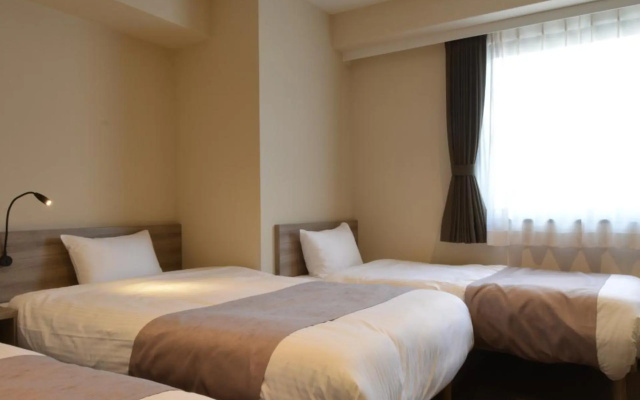 Hotel Sanrriott Shinsaibashi – Guest Rooms – Osaka
