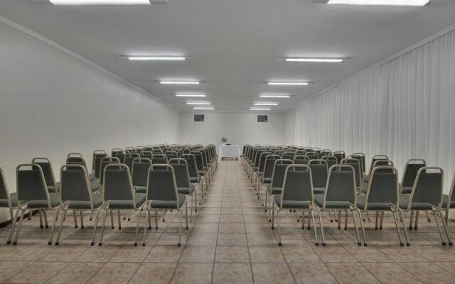 Hotel Deville Express Guaíra