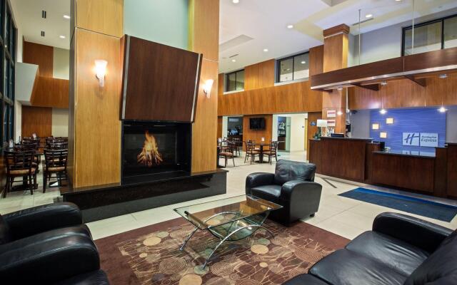 Holiday Inn Express Rolling Meadows - Schaumburg Area by IHG
