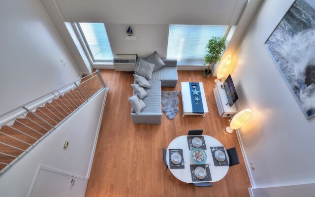 2 Floor Mezzanine Condo Near Convention Center
