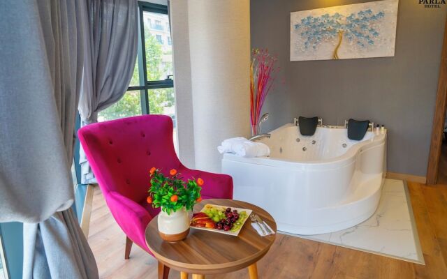 Parla Suite Hotel
