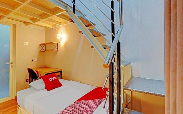 OYO 90227 Citraland Residence