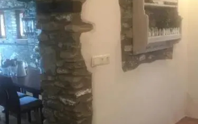 House Smaragdi