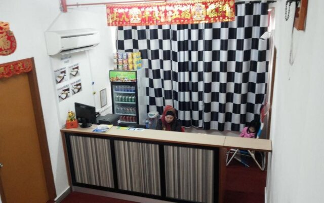 OYO 738 Hotel 81