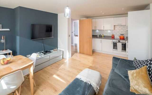 Chic 1 Bedroom Apartment With View of Shard