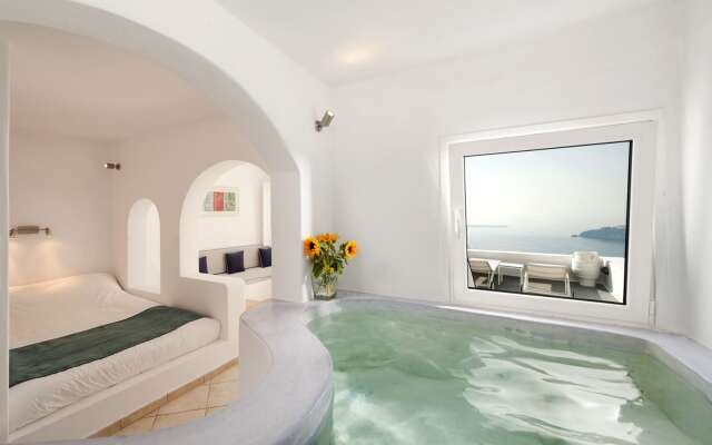 Regina Mare Adults Only