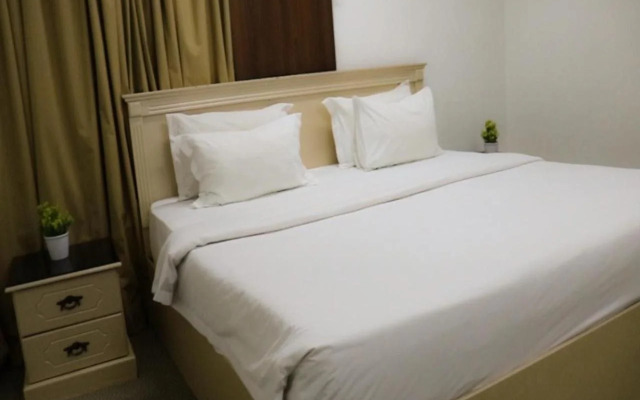 Al Farhan Hotel Suites (Exit 15)