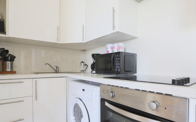 Beautiful Studio Flat in Harrow 42c