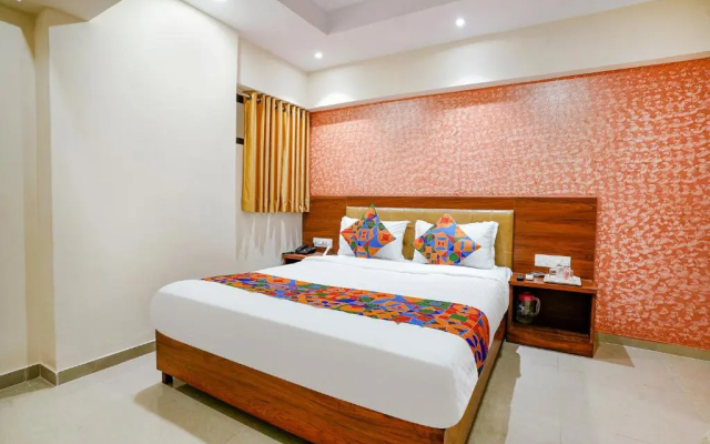 FabHotel Saineel I