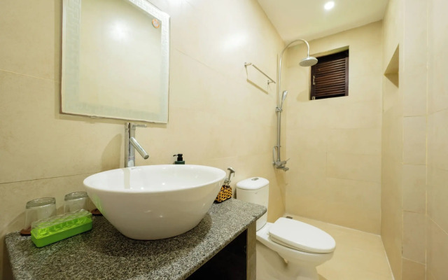 B'Lan Riverside Villa