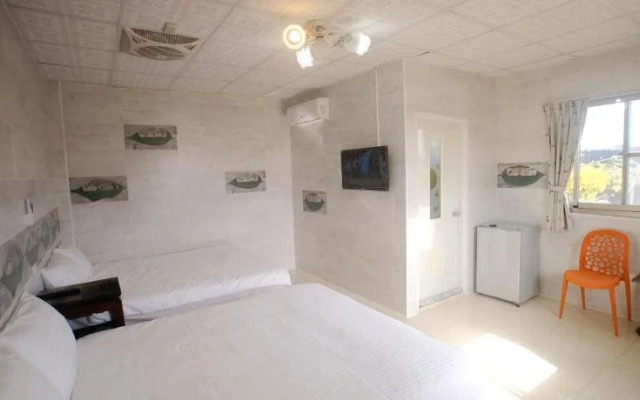 Red Crown Jacana B&B