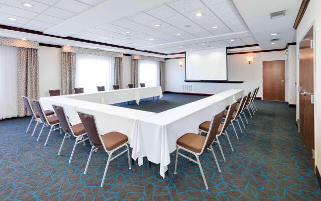 Hampton Inn & Suites Dallas-Arlington-South