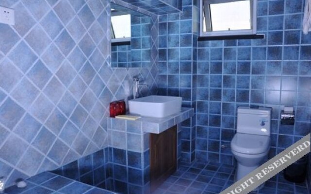 Yinhai Holiday Hotel