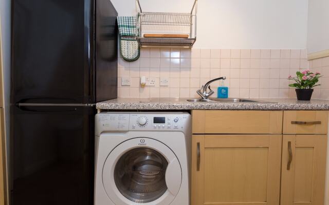 Modern, Stylish 1 Bed In Shadwell