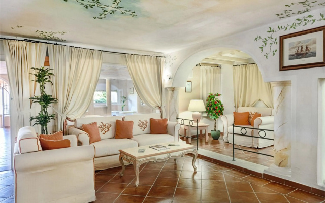 Colonna Beach Hotel Marinella