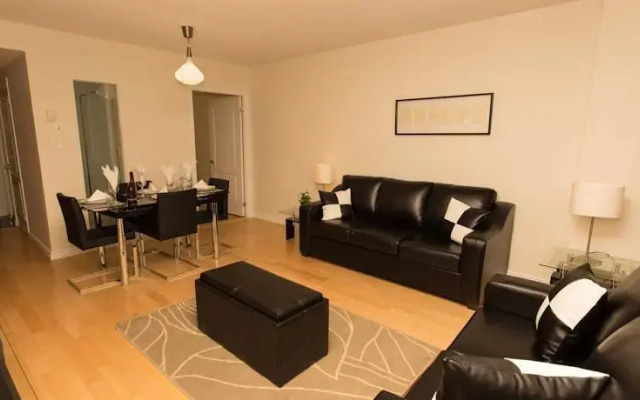Red Maple Suites - Toronto