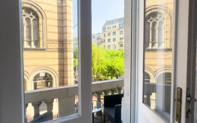 Sinagoga JACUZZI SUITE