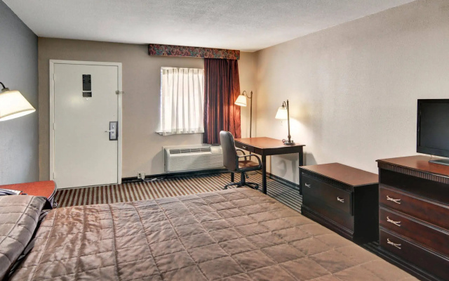 Loyalty Inn Gainesville