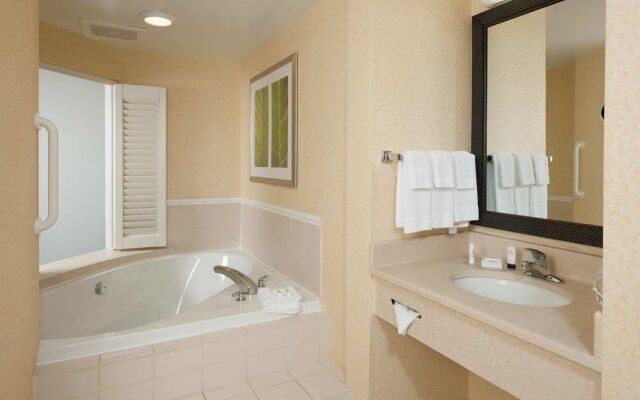 Fairfield Inn & Suites Brunswick Freeport