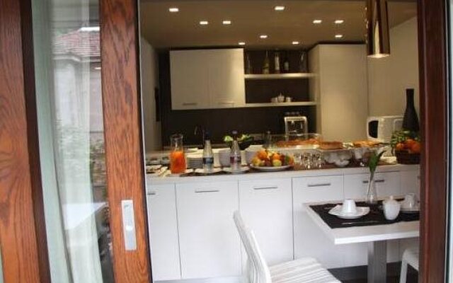 Light Guest House