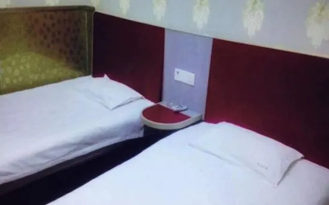 Yihong Hostel – Guest Rooms – Shanghai