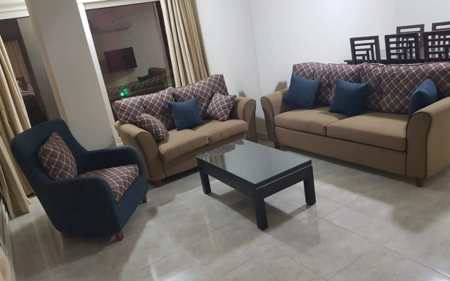 Al Raya Apartments
