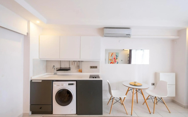 Ezgi's Suite With Terrace in The Heart of Marmaris