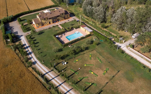Glicine Apartment, No Kids Farmhouse up to 5 Adults