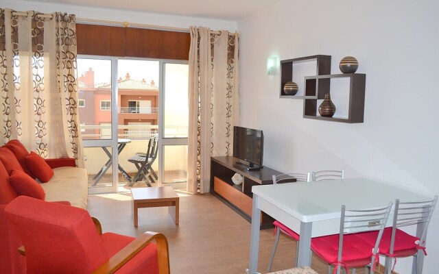 RH 3 Castelos Rocha Beach Apartment