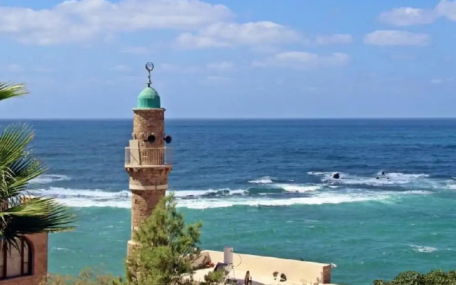 Large Beautiful Studio in Old Jaffa