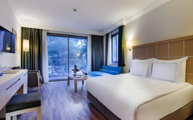 Bellis Deluxe Hotel