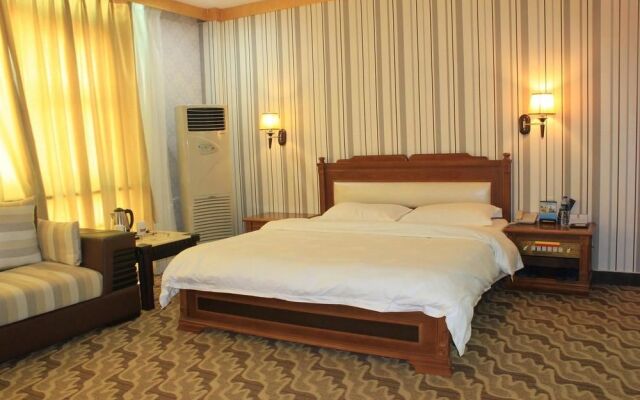 Super 8 Hotel - Guangzhou Baiyun Airport Renhe Station Inn