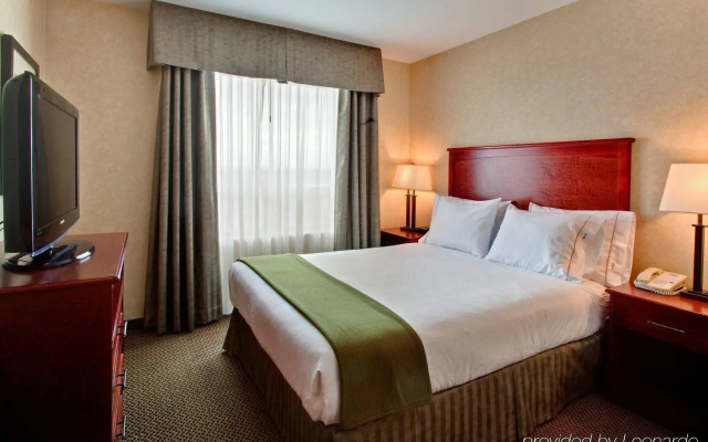 Holiday Inn Express Hotel & Suites Edmonton North by IHG