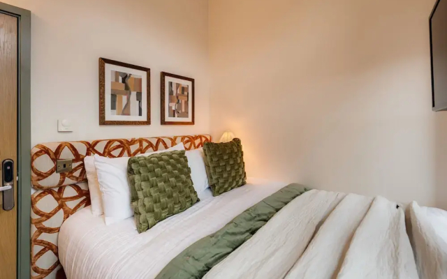 Tower Bridge Road Your Apartment