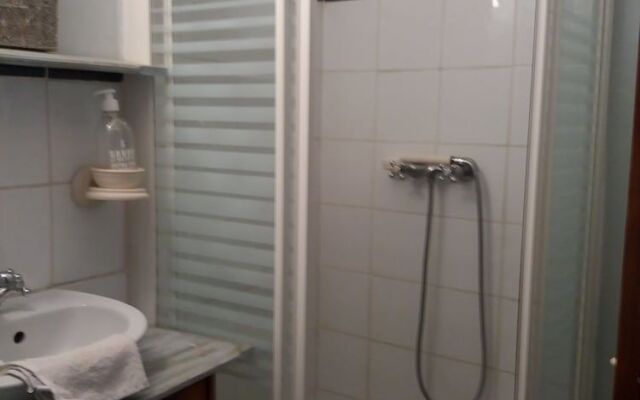 Le Patio Des Cigales