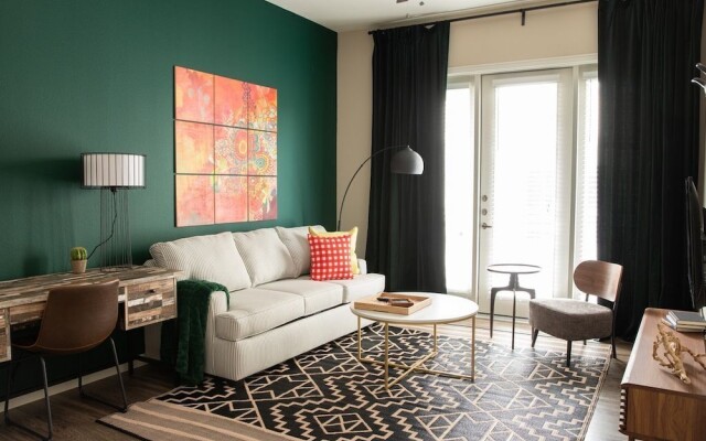 Chic Apts Barton Creek by WanderJaunt