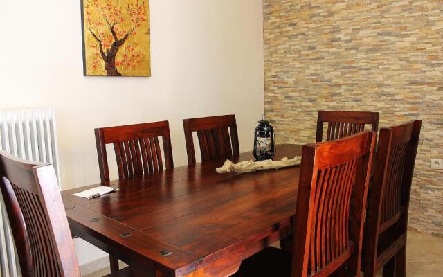 My Home - Meteora Central Apt - 2 BD