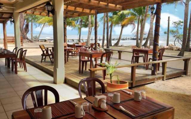 Pelican Beach Resort