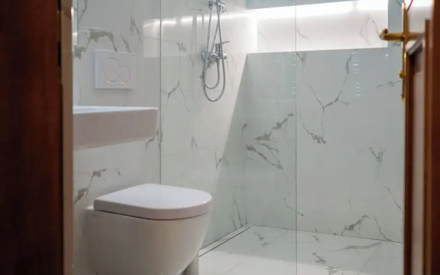 Hotel 16 & Apartments Prague City Living